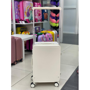 Чемодан 20 дюйма Lunary молочный из поликарбоната (ручная кладь)