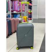 Чемодан 20 дюймов Kornet зеленый с расширением из полипропилена (ручная кладь)