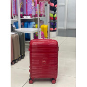 Чемодан 20 дюймов Mironpan красный из полипропилена (ручная кладь) (м101)
