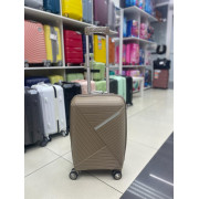Чемодан 20 дюймов Sonara бежевый с расширением из полипропилена (ручная кладь)