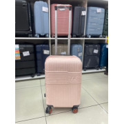 Чемодан 20 дюймов TR Soft розовый из поликарбоната с расширением (ручная кладь)