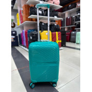 Чемодан 20 дюймов Travel Speed зеленый из полипропилена (ручная кладь)