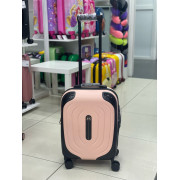 Чемодан 20 дюймов W.zckiss Oval светло-розовый с расширением из полипропилена (ручная кладь)