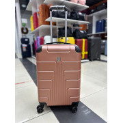 Чемодан 22 дюйма Luyida розовый из поликарбоната