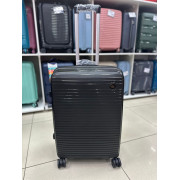 Чемодан 24 дюйма Luna черный из полипропилена
