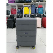 Чемодан 24 дюйма Mironpan серый из полипропилена (м92-1)