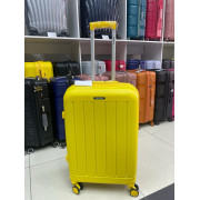 Чемодан 24 дюйма Mironpan желтый с расширением из полипропилена (м97-2)