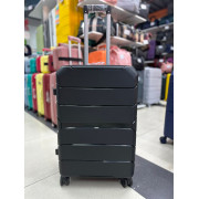 Чемодан 24 дюйма Toprano черный с расширением из полипропилена