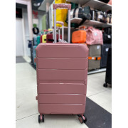 Чемодан 24 дюйма Toprano розовый с расширением из полипропилена