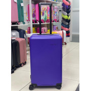 Чемодан 24 дюйма Yufei Proffi фиолетовый из поликарбоната на ригельном замке