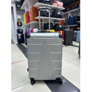 Чемодан 26 дюймов Luyida светло-серый из поликарбоната