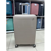 Чемодан 28 дюймов Luna бежевый из полипропилена