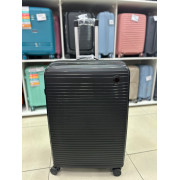 Чемодан 28 дюймов Luna черный из полипропилена