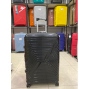 Чемодан 28 дюймов Vilani черный с расширением из полипропилена